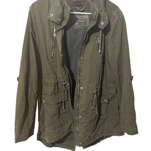 Levi’s Olive Hunter Green Jacket w/Hood & Pockets